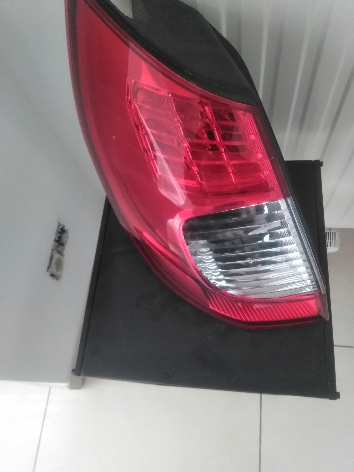 Phare arrière pour Renault Scenic.2008, Autos : Pièces & Accessoires, Enlèvement ou Envoi, Renault