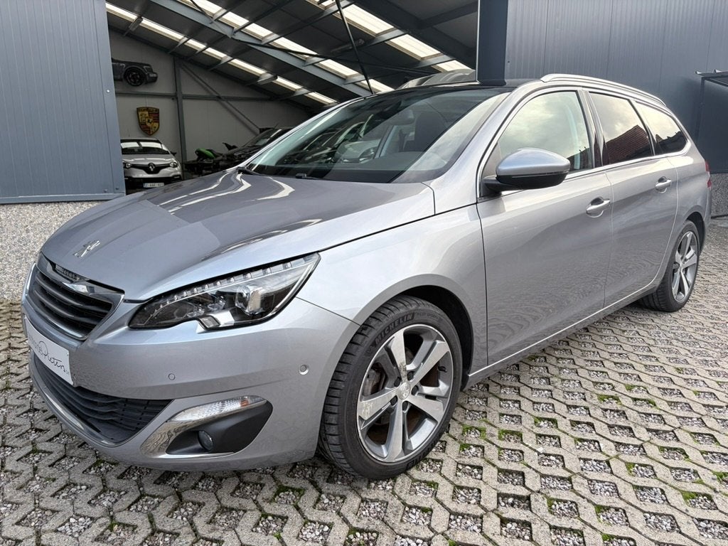 Peugeot 308 SW 1.2 benzine - 130 PK - Nieuwe motor, Auto's, Voorwielaandrijving, Stof, Gebruikt, Blauw