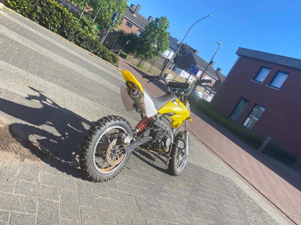 Pitbike/crossmotor, Ophalen, Zo goed als nieuw, 4 versnellingen, 125 cc