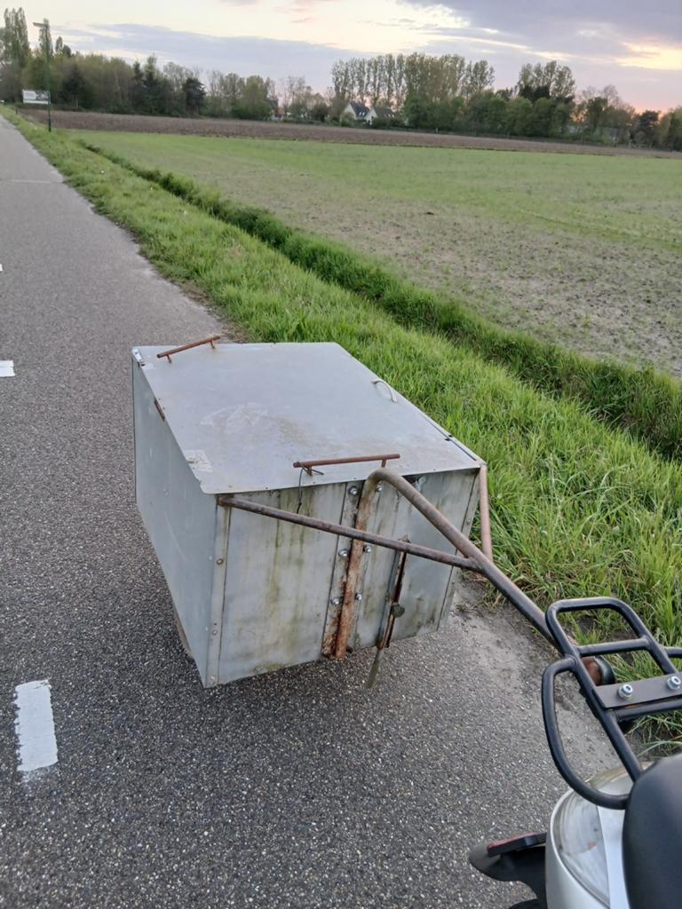 Viskar fietskar, Ophalen
