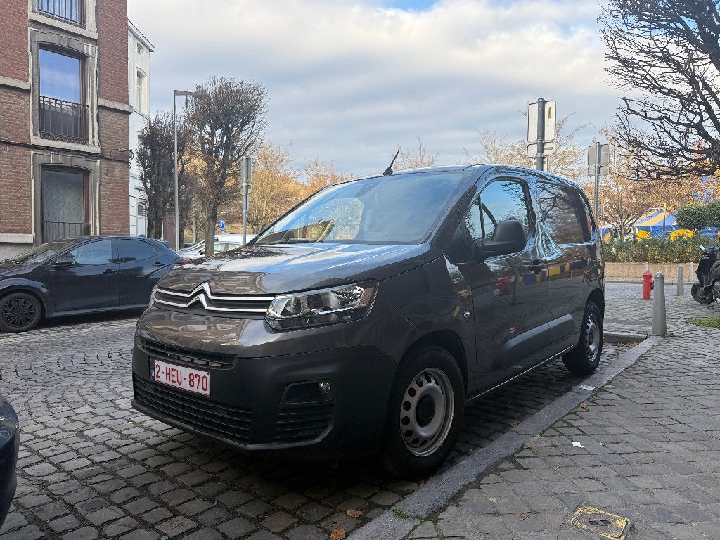 Citroen Berlingo Van 3 places - Utilitaire  Caméra Carplay, Argent ou Gris, Achat, 1750 kg, Euro 6