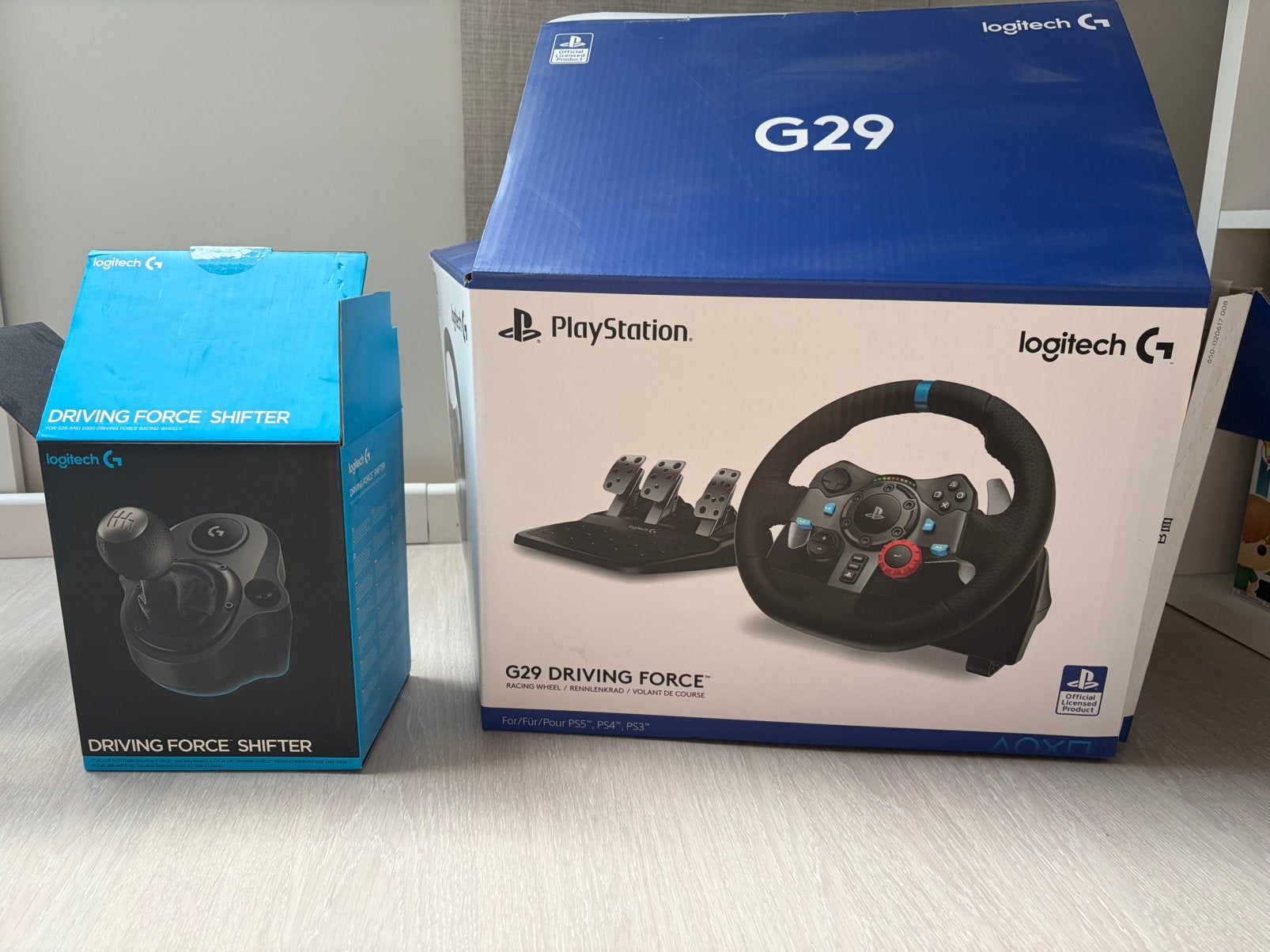 Volant logitech G29 + levier de vitesse, Consoles de jeu & Jeux vidéo, Enlèvement, Comme neuf