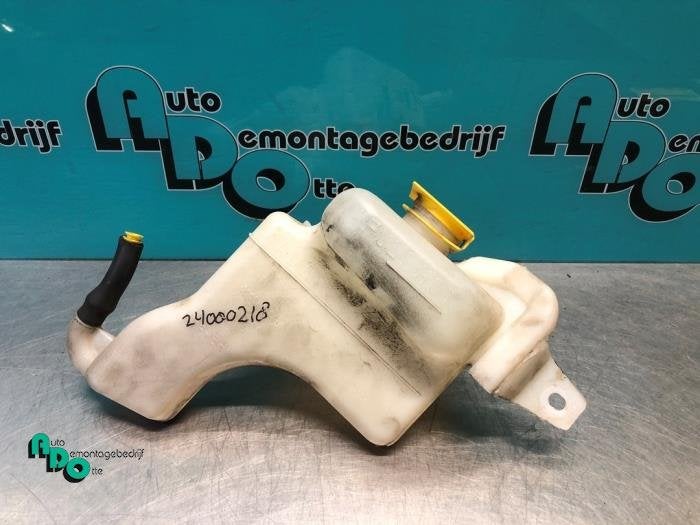 Expansievat van een Dodge Caliber, Gebruikt, -, -, Ophalen of Verzenden