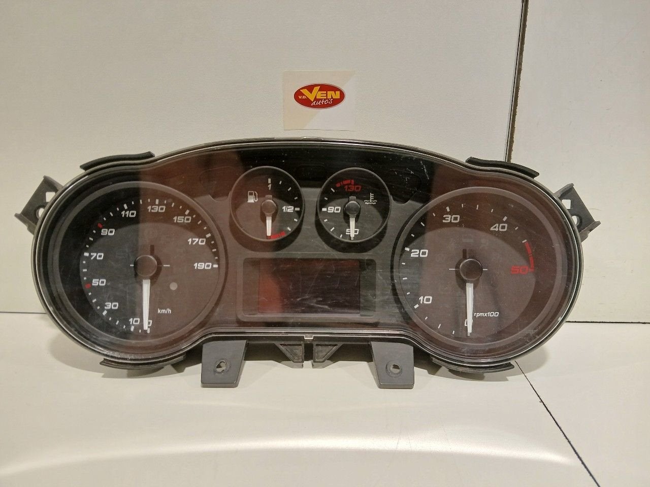 Cockpit Iveco New Daily, Auto-onderdelen, Dashboard en Schakelaars, Onderdelen@venauto.nl, Van der Ven Autorecycling B.V., Gebruikt