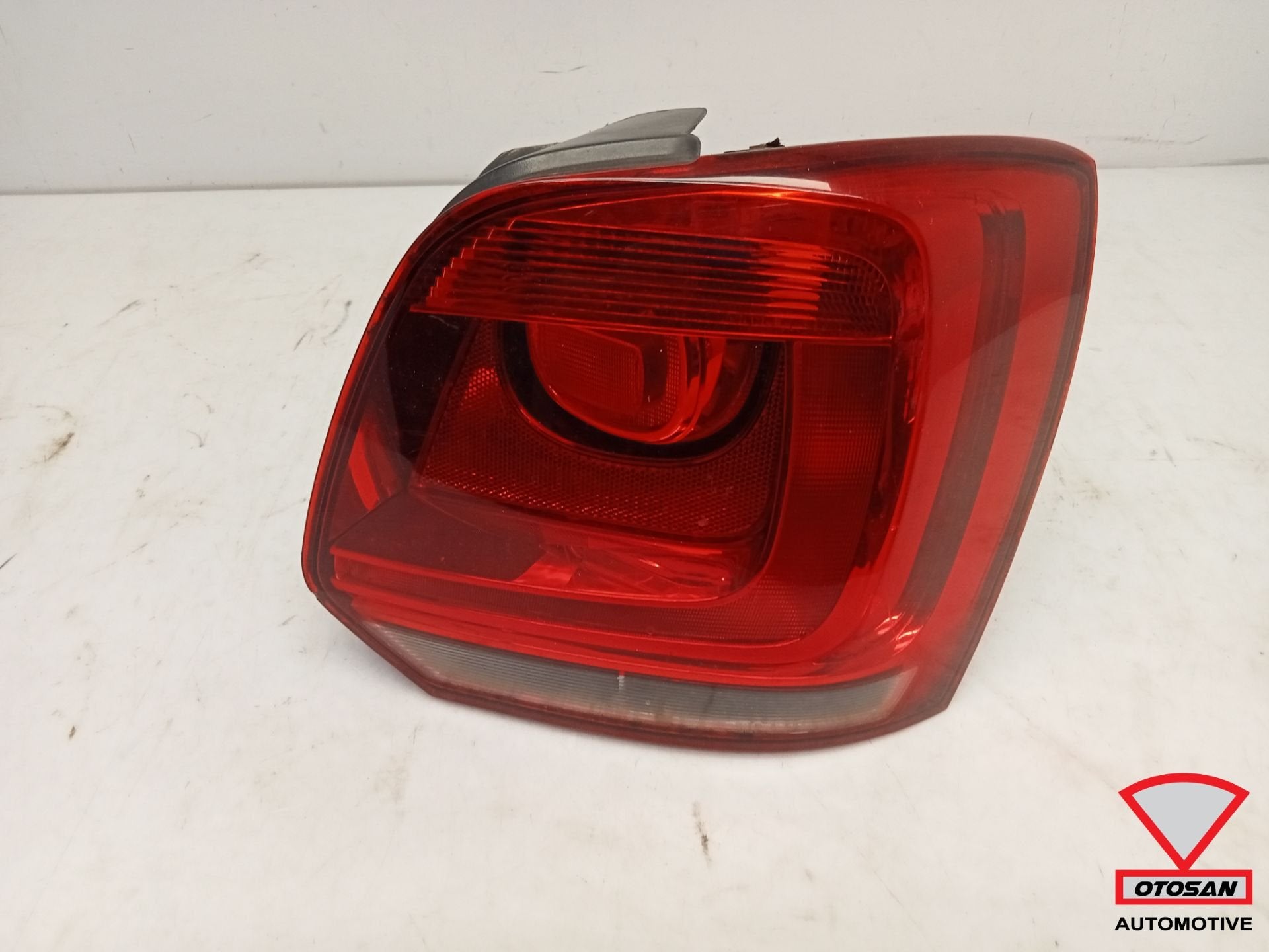 Feu arri re droit VW Polo 6R d'origine !, Volkswagen, Volkswagen AG, Vw@volkswagen.de, Utilisé