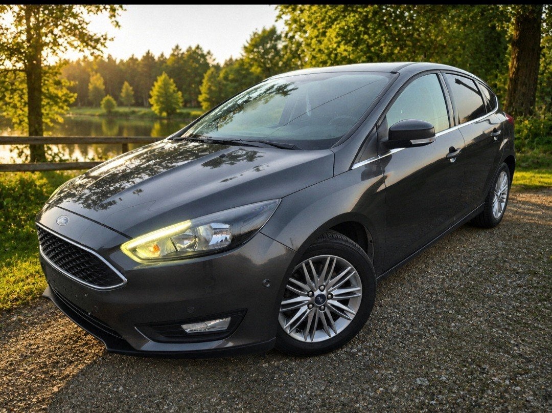 zeer nette ford benzine te koop, Focus, Handgeschakeld, Particulier, Boordcomputer