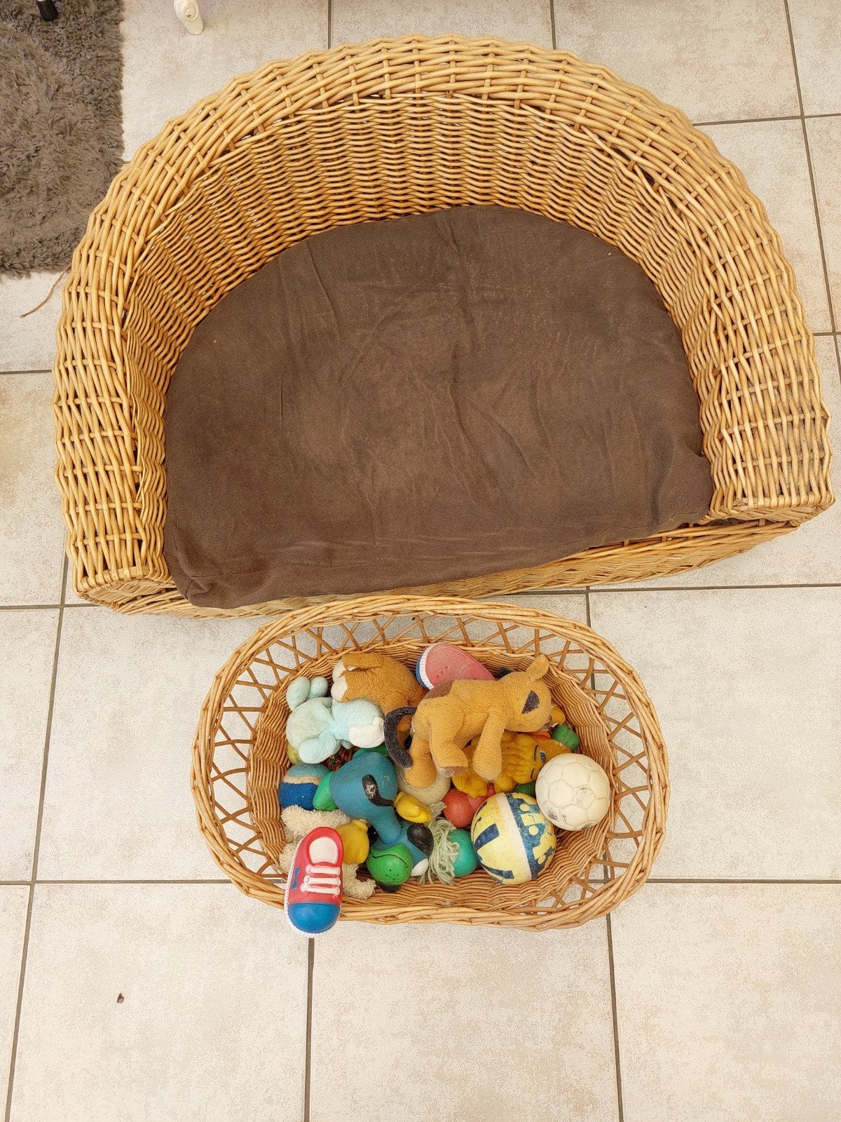 panier pour chien avec jouets, Enlèvement