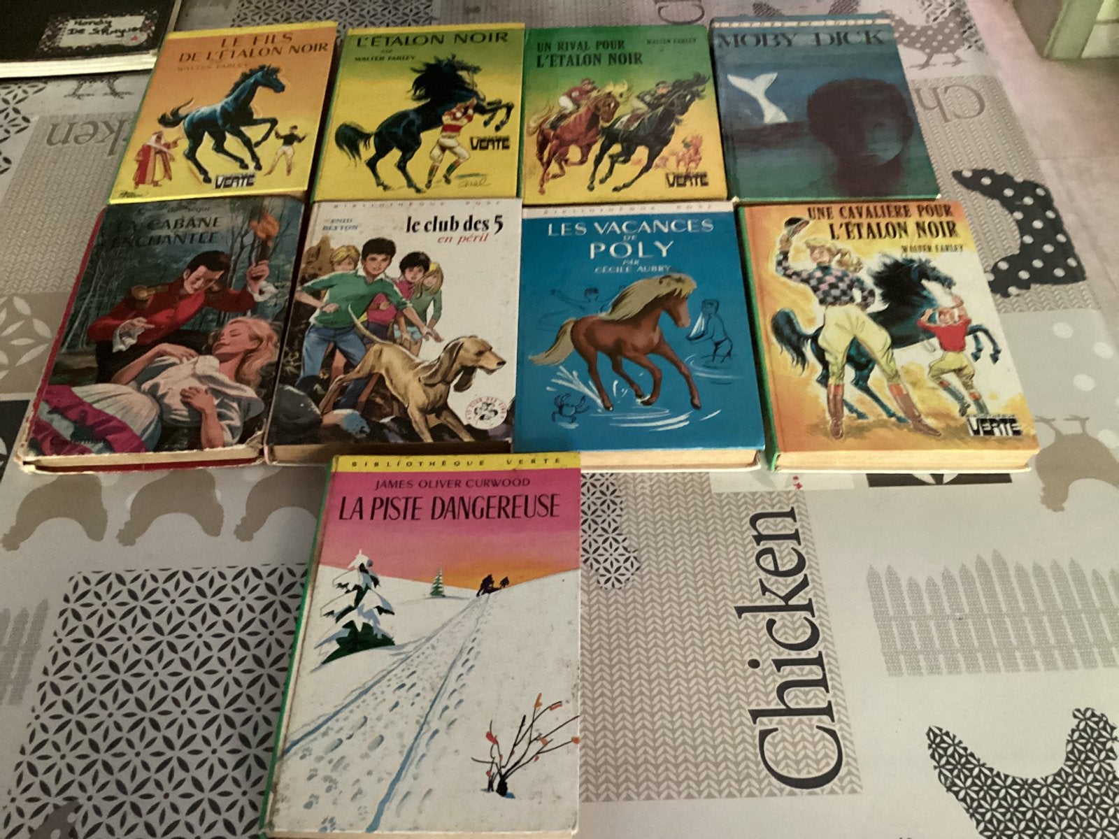 Le lot de 9 livres, Livres, Enlèvement, Utilisé