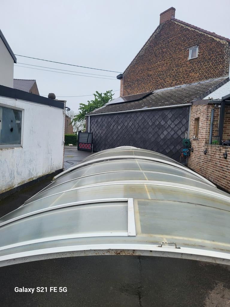 Avendre dome de piscine coulissante et aussi relevé 5 dome