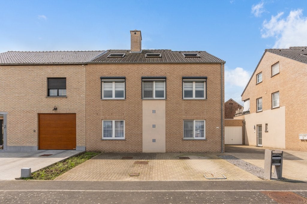 Te huur zeer mooie duplex, Immo, Provincie Limburg