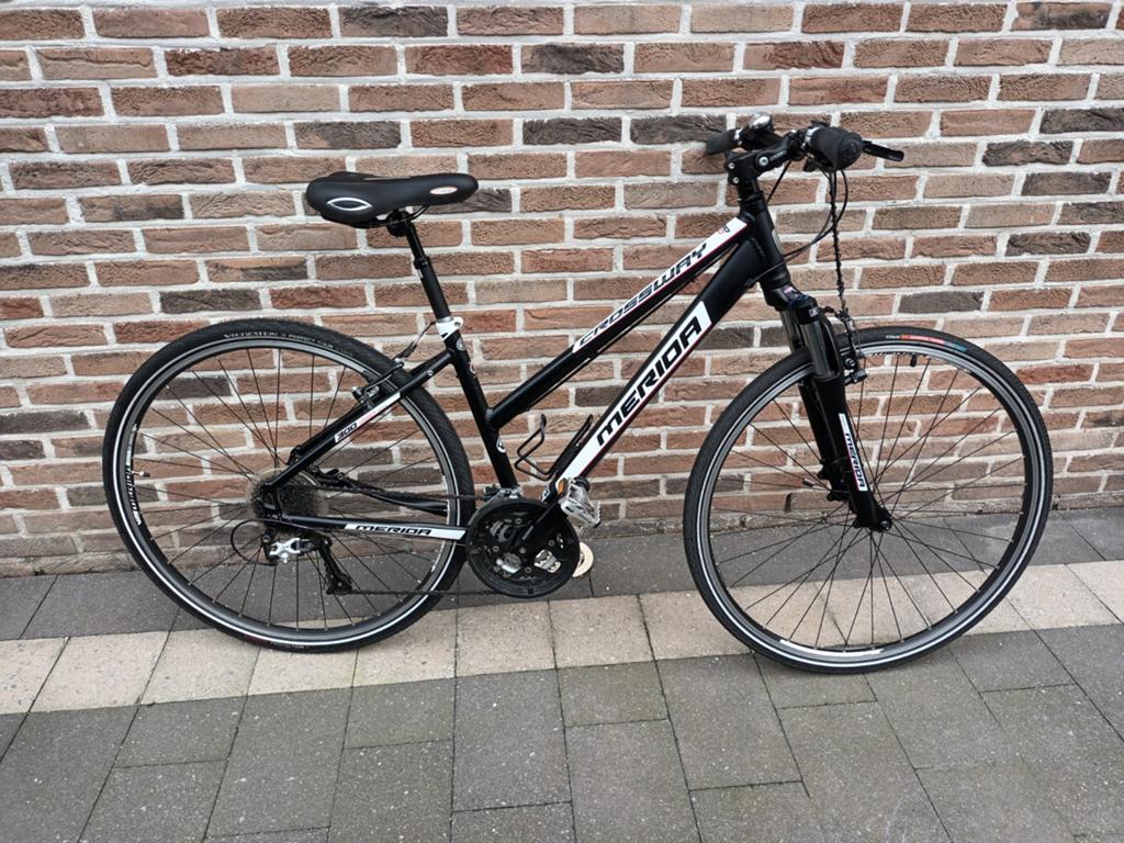 Merida 300 Crossway, Fietsen en Brommers, Ophalen