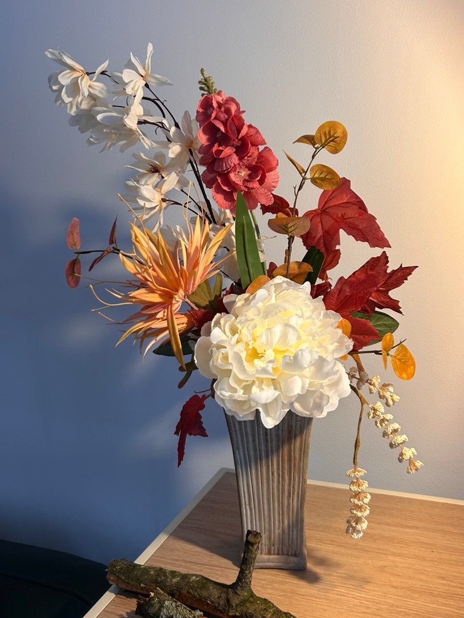 Bloemstuk met kunstbloemen + vaas – unieke decoratie, Maison & Meubles, Accessoires pour la Maison | Fleurs séchées, Enlèvement