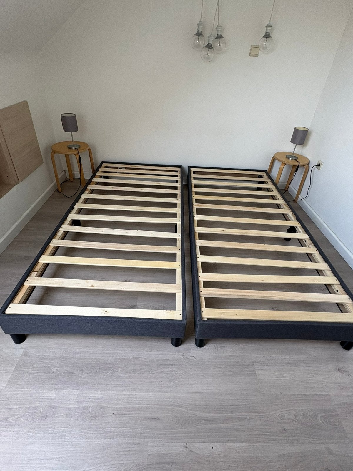 2 1-persoonsbedden, Huis en Inrichting, Slaapkamer | Bedden, Ophalen, Nieuw