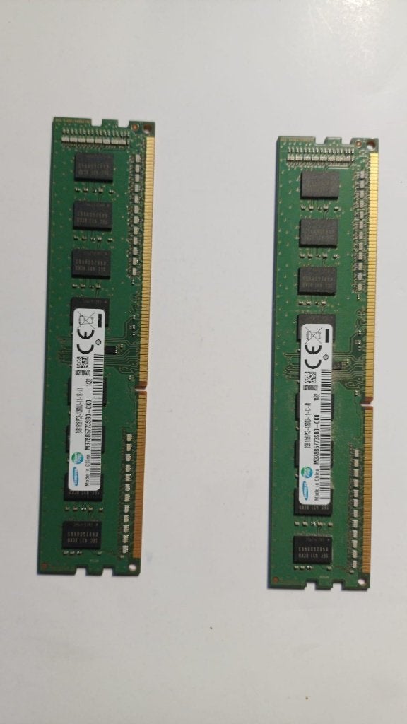 Samsung 2x2 GB DDR3 RAM, DDR3, Ophalen of Verzenden, Zo goed als nieuw, Desktop