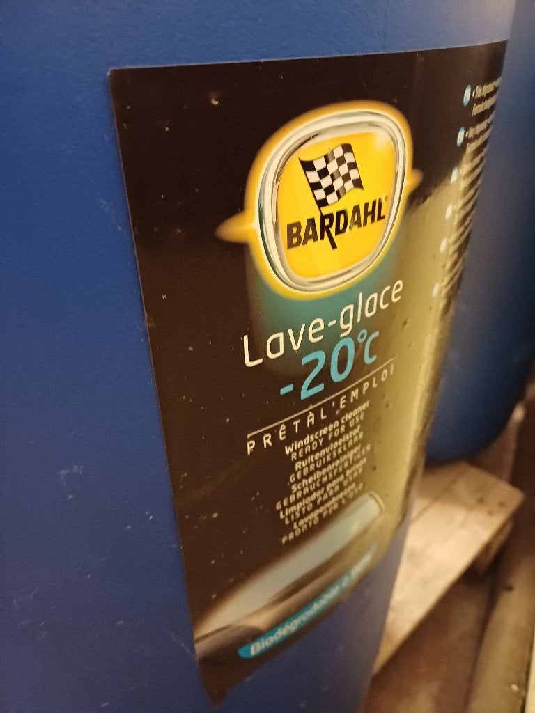 Vat 180 liter Bardahl ruitwisservloeistof + handpomp, Autos : Divers, Produits d'entretien, Enlèvement