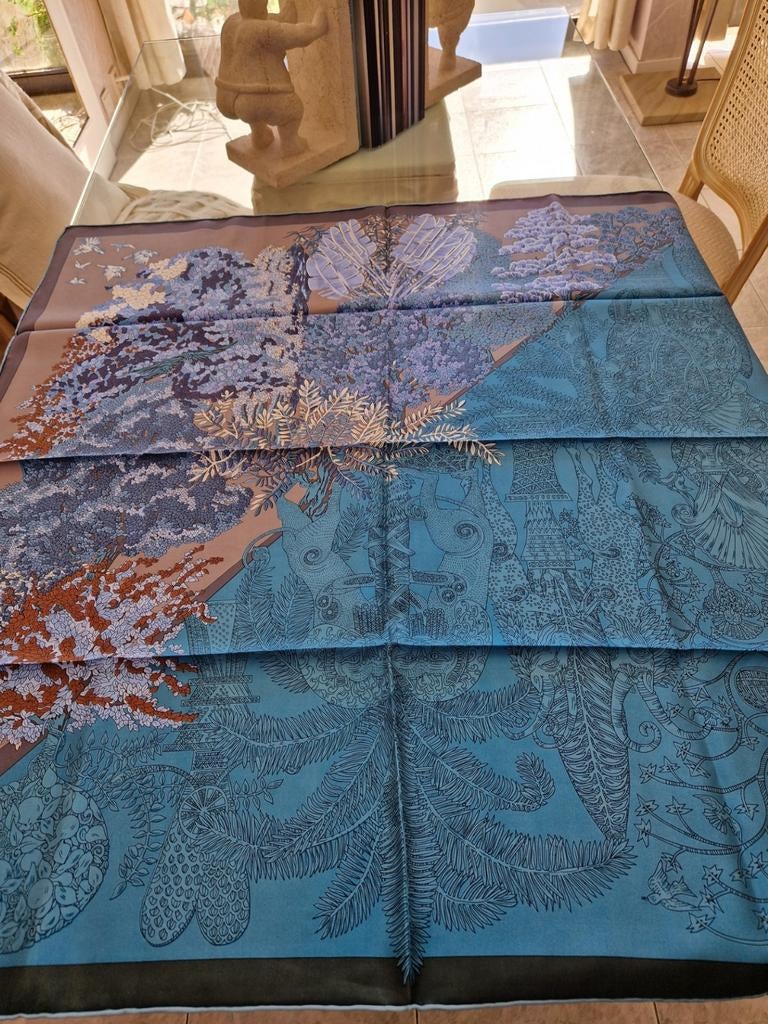 Sublime foulard Hermès neuf Les légendes de l'arbre 90x90, Envoi