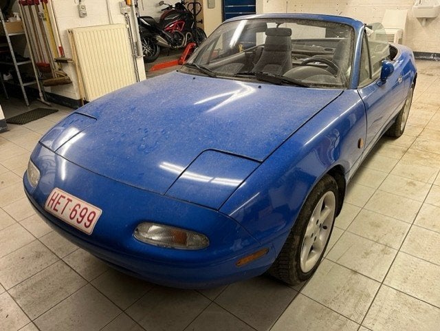 Mx5 na 1990 bleue, Autos, 87 kW, Boîte manuelle, Noir, 2 portes
