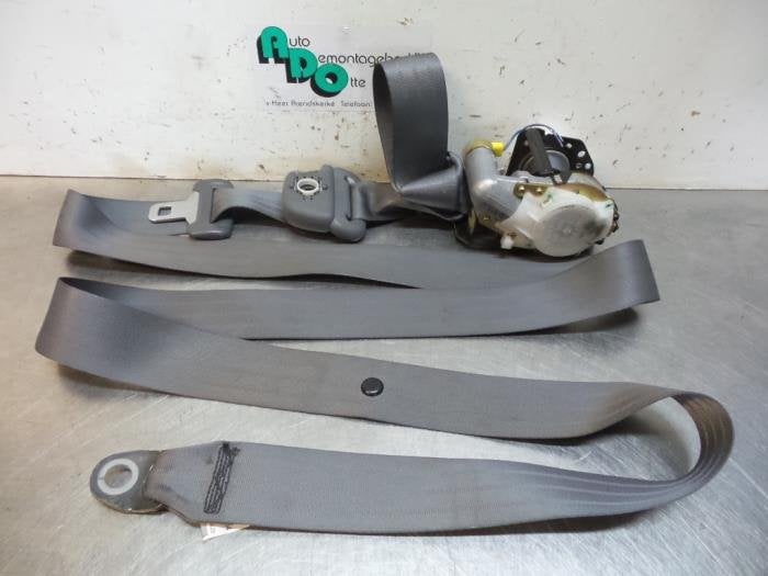 Veiligheidsgordel rechts-voor van een Daihatsu Young RV, Auto-onderdelen, Interieur en Bekleding, Daihatsu, Gebruikt, 3 maanden garantie
