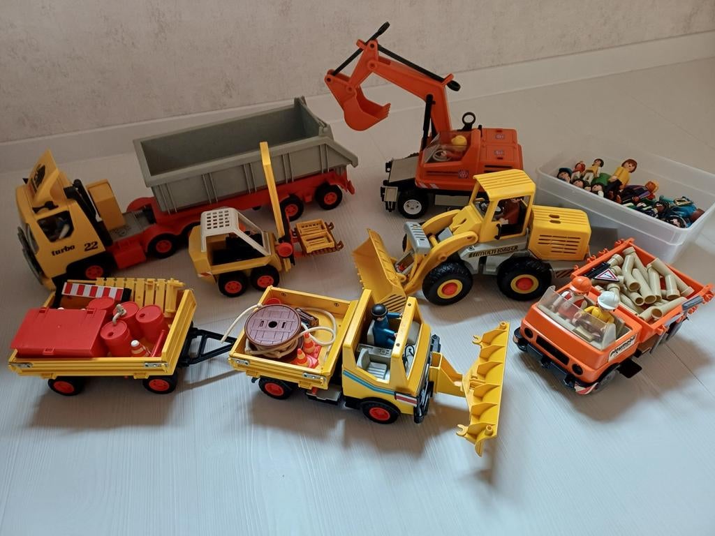 Terrain Playmobil : camions, bulldozer, grue, chariot élévat, Enlèvement