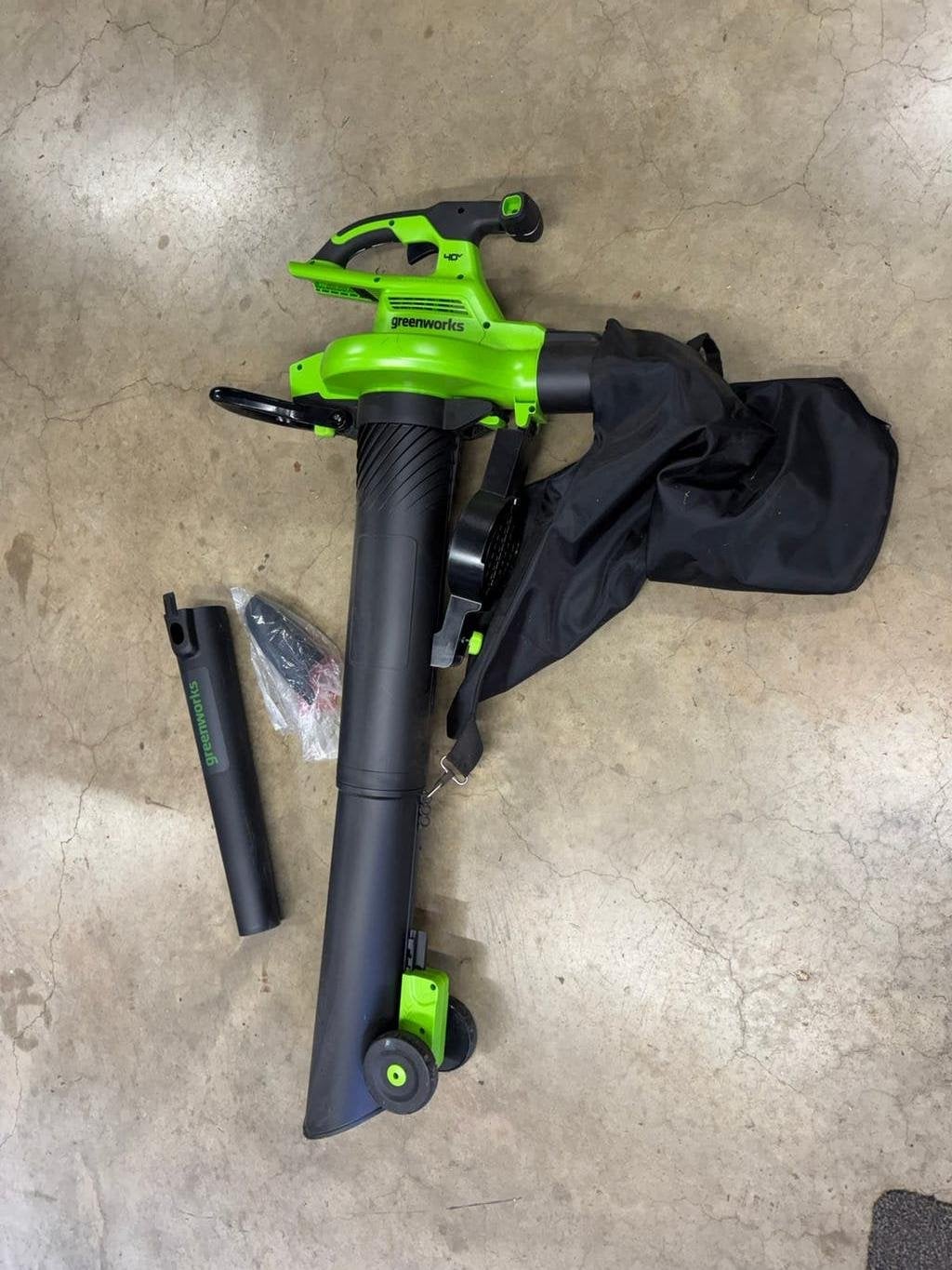 Bladblazer en zuiger op accu 40V . Greenworks als nieuw !, Tuin en Terras, Bladblazers, Ophalen, Zo goed als nieuw, Met opvangzak