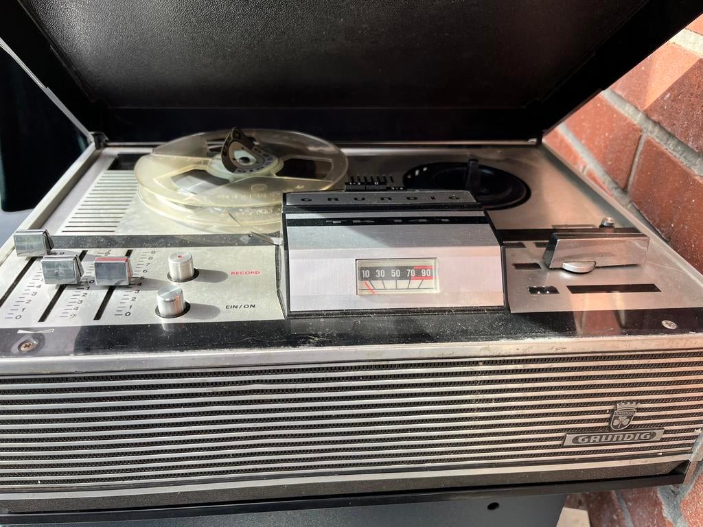 Magnétophone à bandes GRUNDIG vintage + 16 bobines d’époque, Enlèvement, Radio