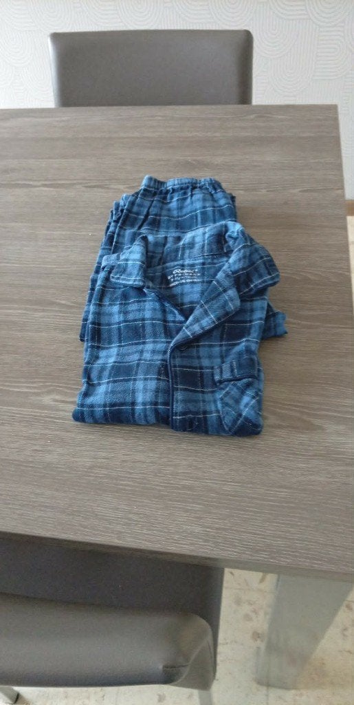 pyjama, Ophalen, Zo goed als nieuw, Maat 146