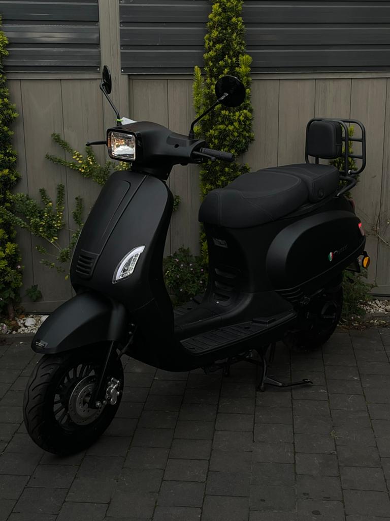 Scooter | A Klasse | Bj2022 | 8.667km | Night Pakket | Sport, Enlèvement ou Envoi, Senso, Comme neuf, Gts