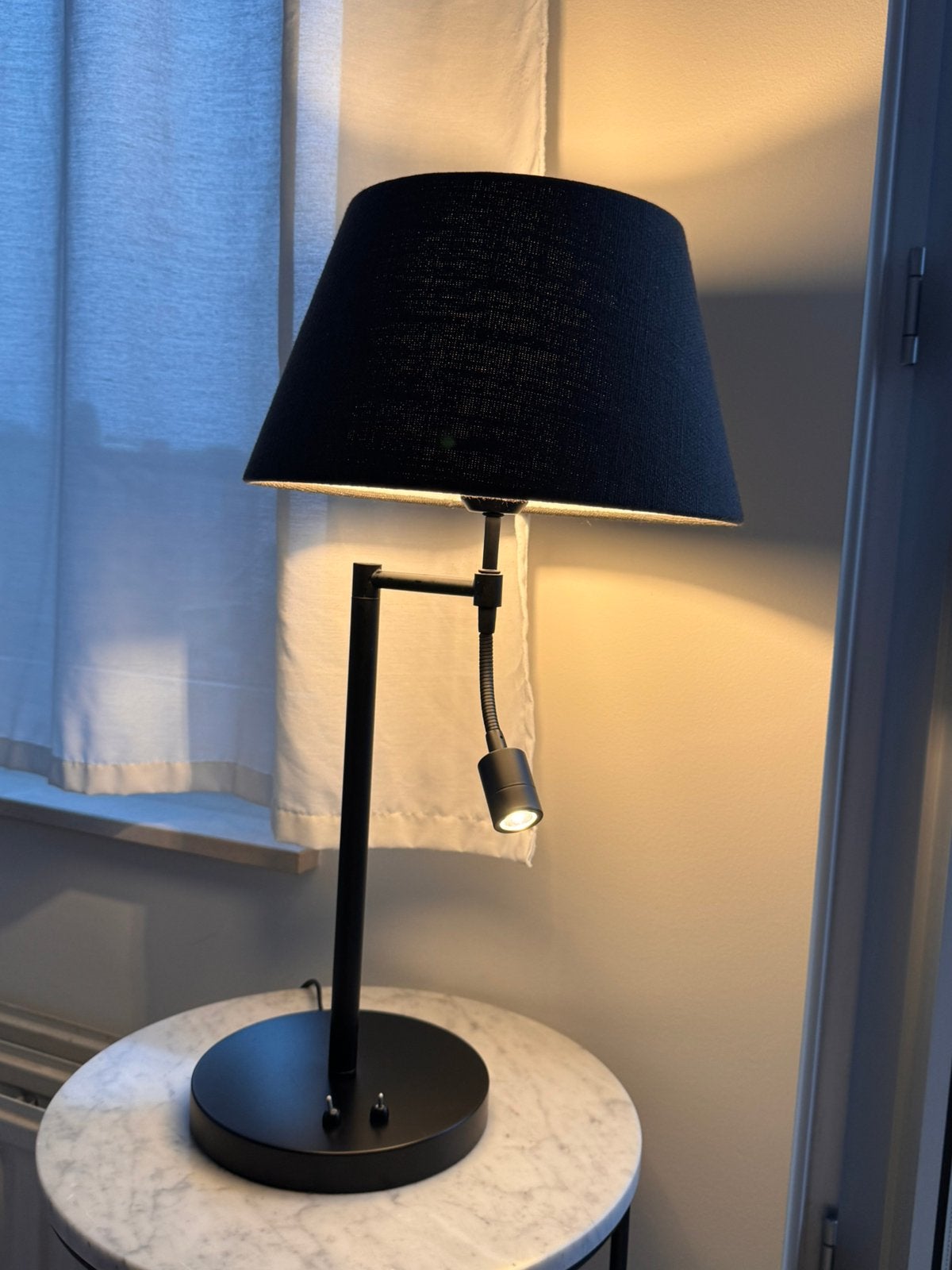 Bureaulamp Juntoo, Ophalen, Zo goed als nieuw, Bureaulamp