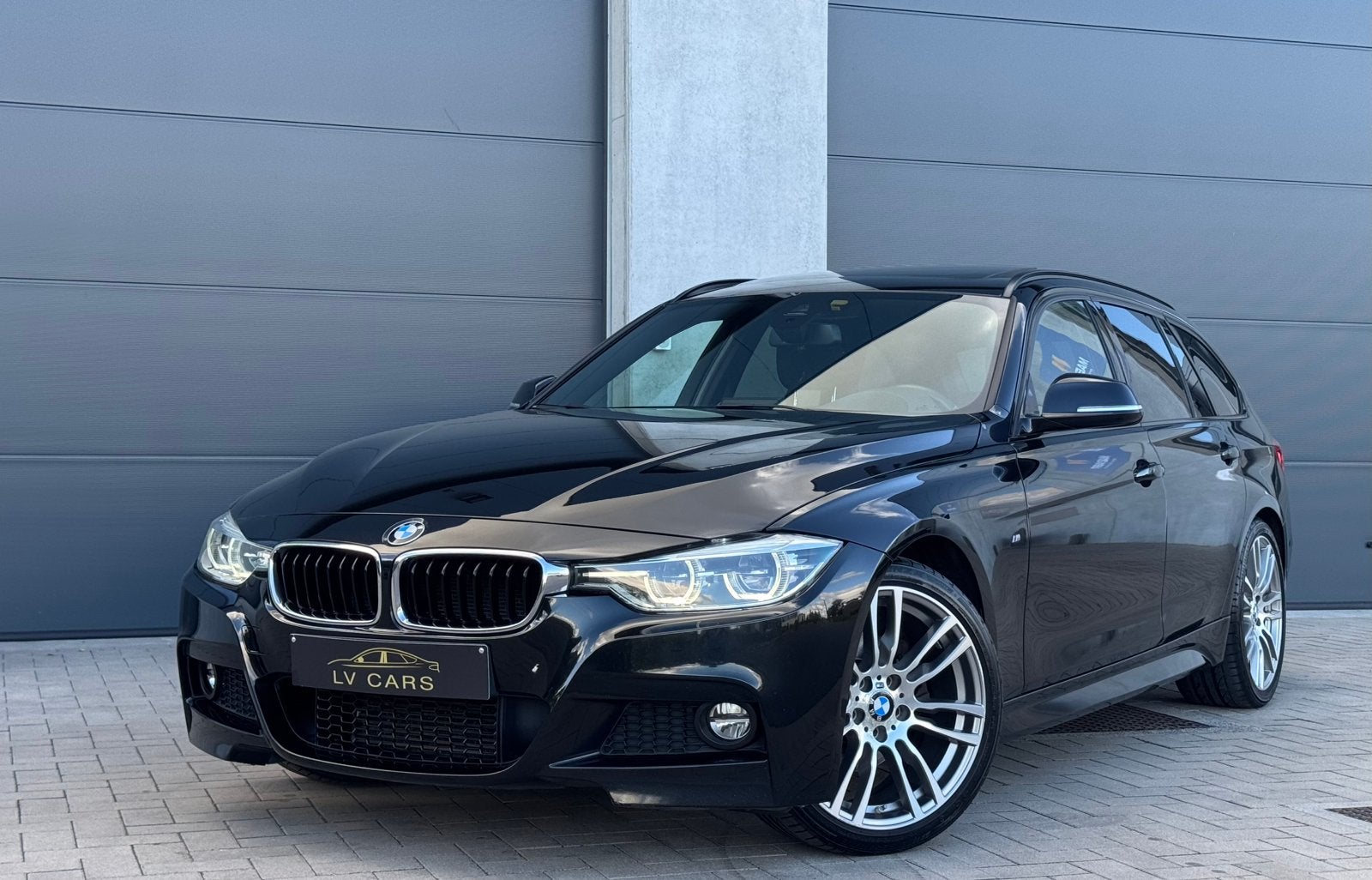 BMW 320d M pakket / pano / AUTOMAAT /, Auto's, BMW, Automaat, Achterwielaandrijving, 1995 cc, 4 cilinders