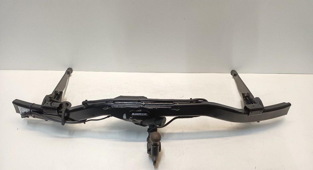 Trekhaak Volkswagen Tiguan, Auto-onderdelen, Van der Ven Autorecycling B.V., Herkomst onderdeel bekend, Onderdelen@venauto.nl