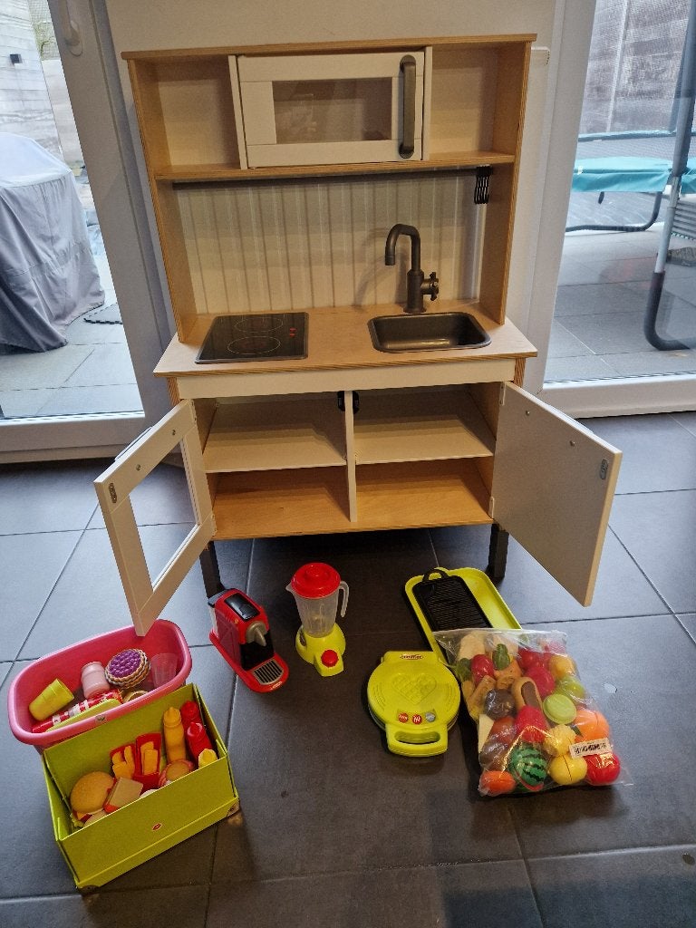 Speelgoedkeukentje Duktig, Enlèvement, Comme neuf, Bois, Jouer à la cuisine