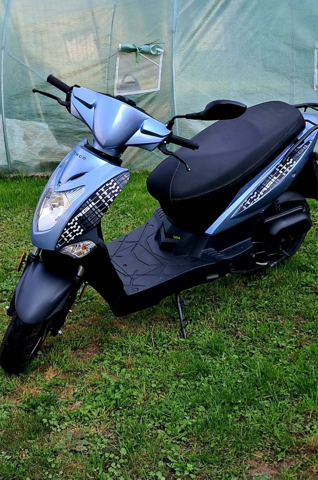 Kymco agility 50  blauw kleur, Fietsen en Brommers, Scooters | Kymco, Ophalen, Agility