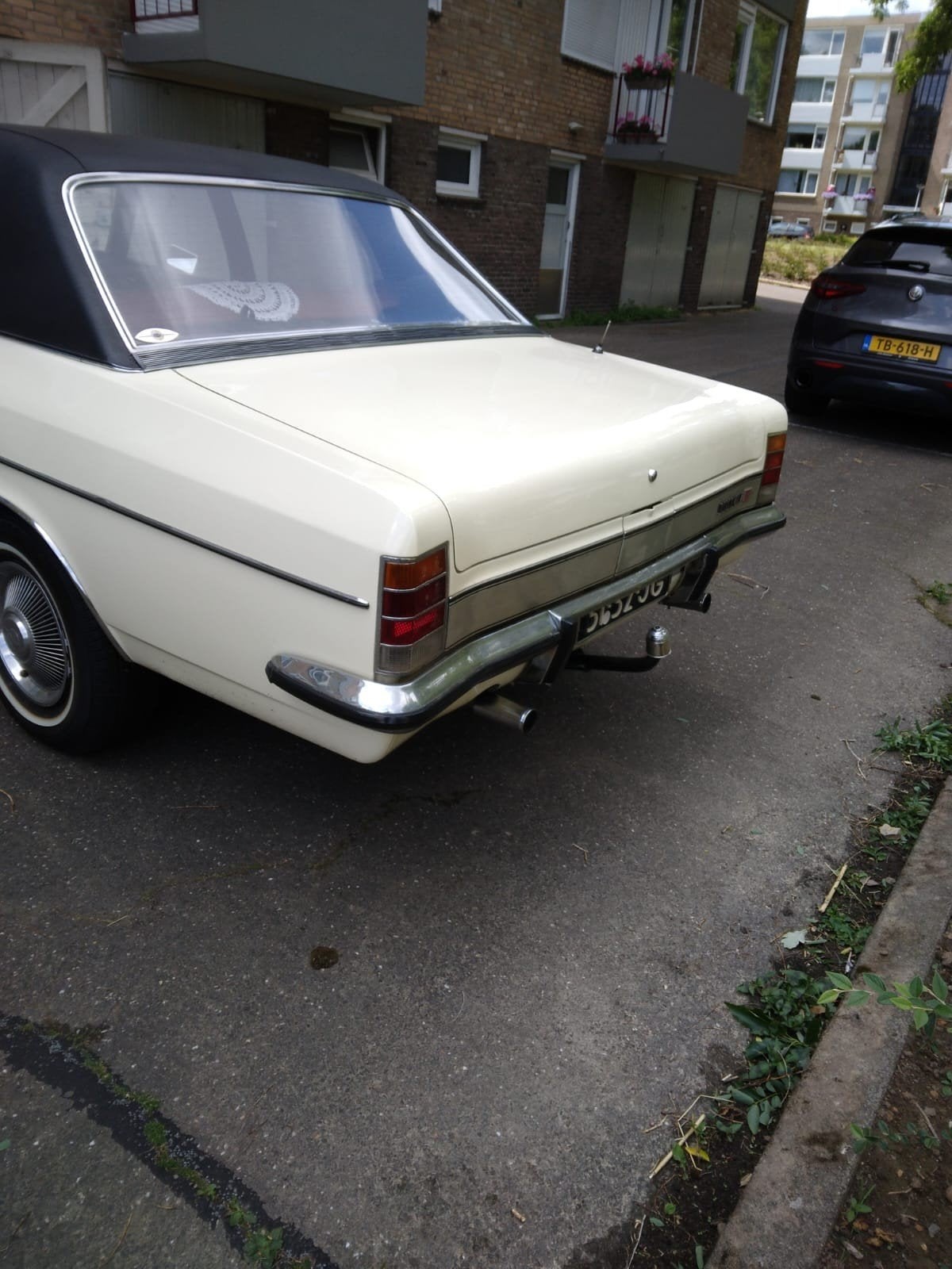 te koop Opel Diplomat 2.8cc 6 cil, Auto's, 4 deurs, Beige, Bruin, Open dak
