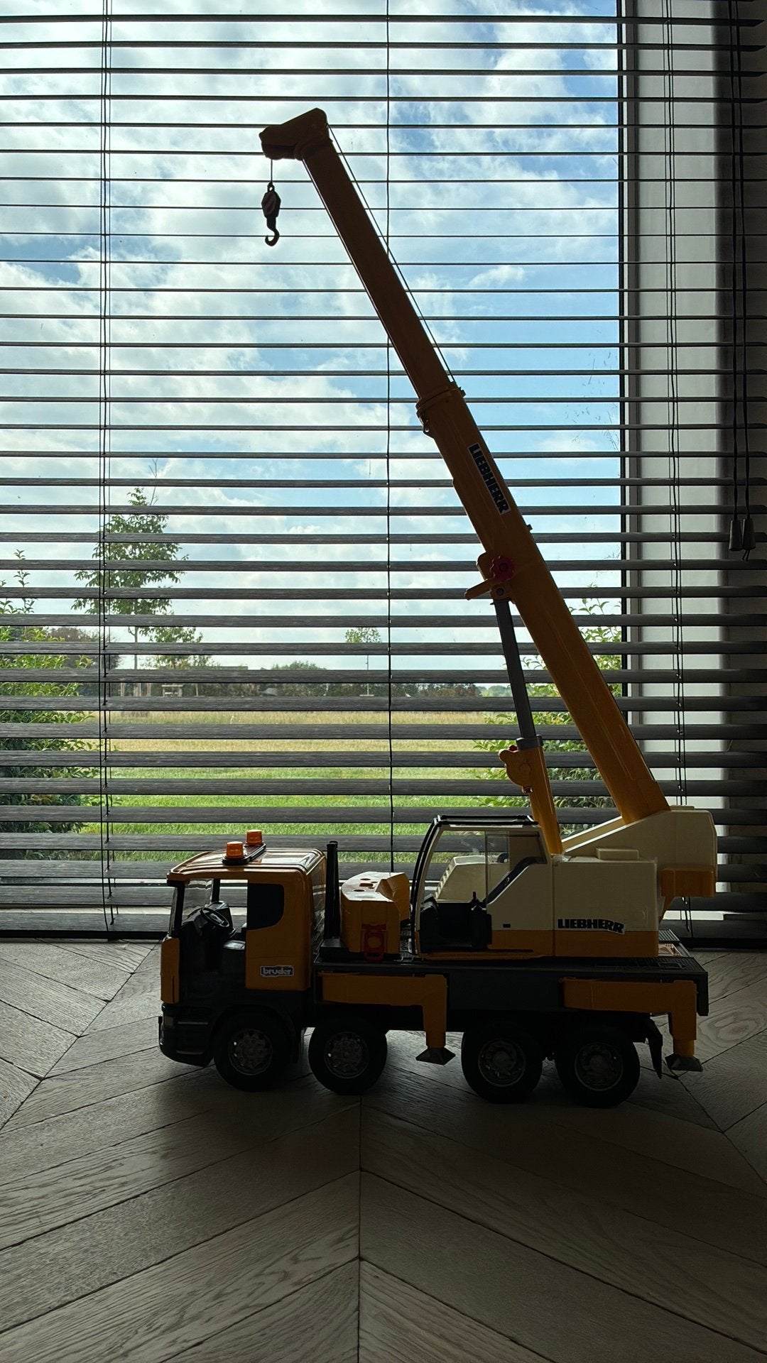 Liebherr kraan, Hobby en Vrije tijd, Ophalen, Zo goed als nieuw