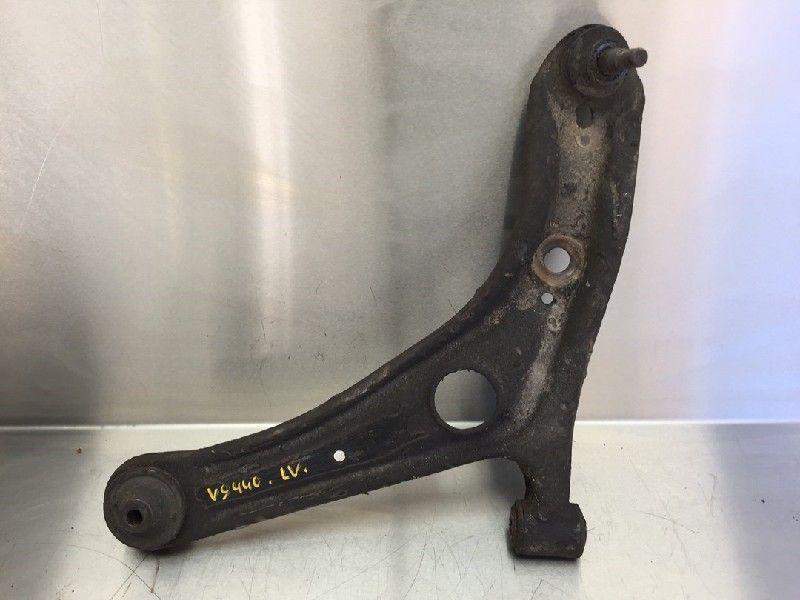 BRAS DE SUSPENSION AVANT GAUCHE INFERIEUR MR2 (ZZW30), Utilisé, Toyota