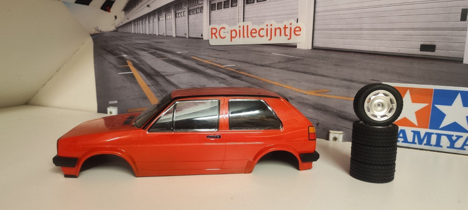 Kit carrosserie Tamiya Golf 2 GTI avec jantes en alliage, Hobby & Loisirs créatifs, Modélisme | Radiocommandé & Téléguidé | Voitures