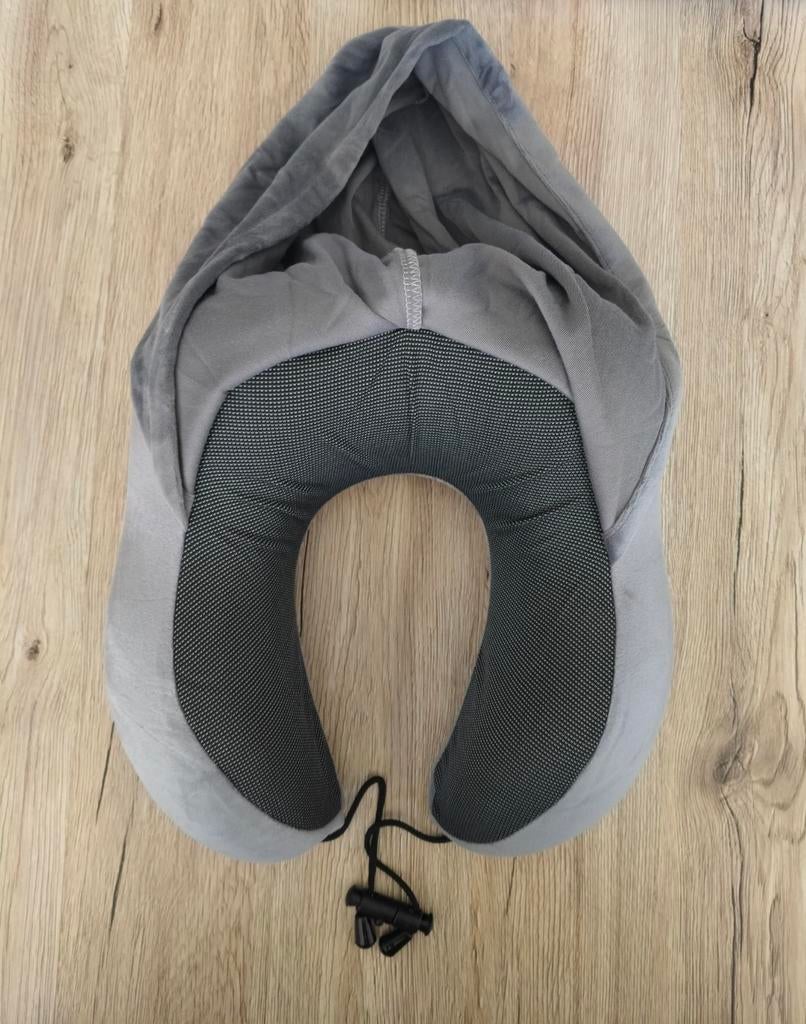 Coussin ergonomique de voyage avec capuche