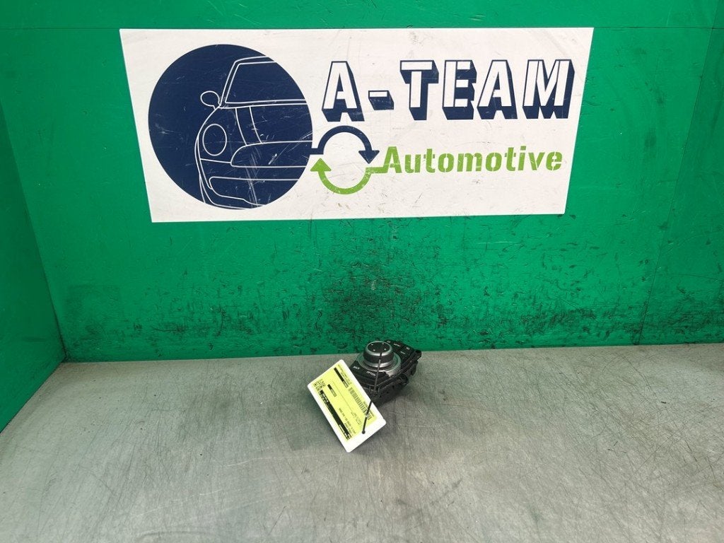 BOORDCOMPUTER BEDIENING 3 serie Touring (E91) (|9205177|), Auto-onderdelen, Gebruikt, BMW, Petuelring 130
80809  München, DE, Bayerische Motoren Werke AG