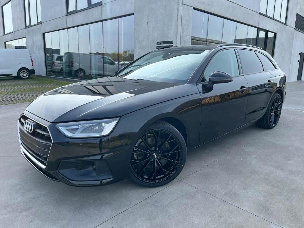 Audi A4 Avant 2022 S-Tronic/45.000 KM/LED/Navi/Carplay/Gar, Stof, 4 cilinders, 1984 cc, A4