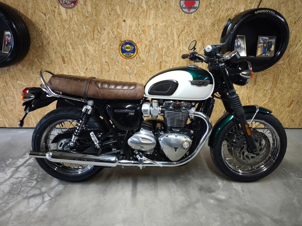 Triumph Bonneville T120 / Garantie / Nieuwe banden, 2 cilinders, Bedrijf, Traction Control