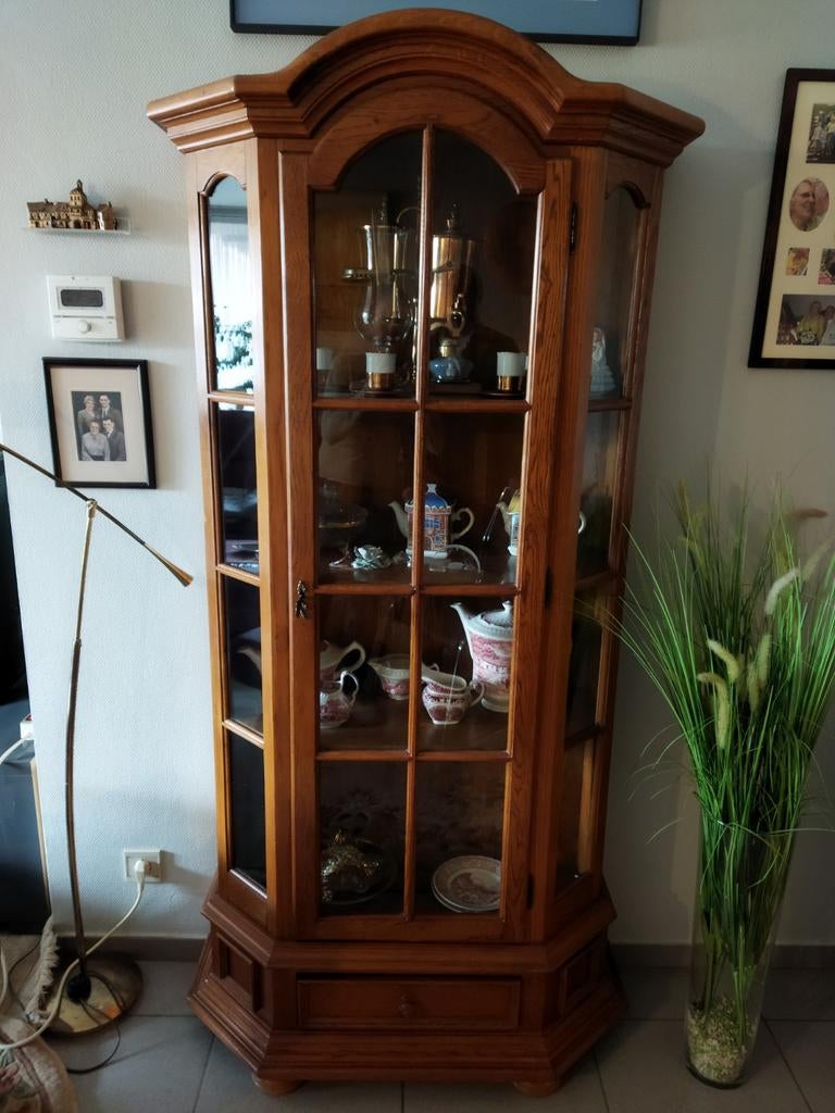Ancienne vitrine, Enlèvement ou Envoi