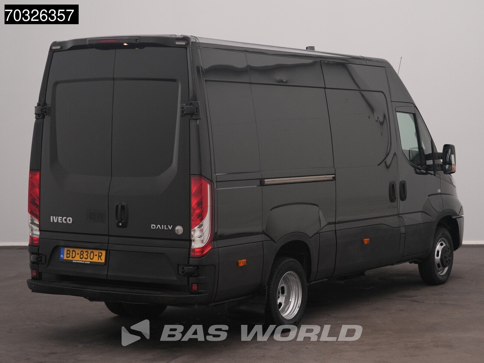 Iveco Daily 50C18 3.0L Dubbellucht L2H2 Airco Cruise Parkeer, Autos, Achat, Euro 6, Boîte manuelle, Diesel