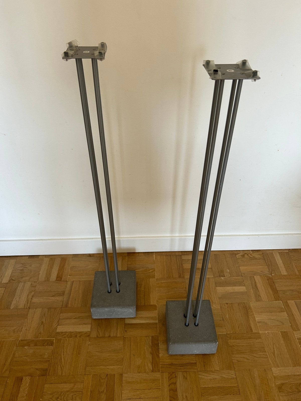 Vintage Ikea Jutis speaker stands, Supports inclus, Comme neuf, Enlèvement, IKEA