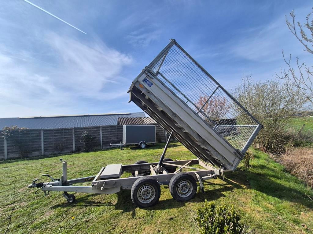 Benne basculante électrique à 3 voies Saris 2700kg, Enlèvement