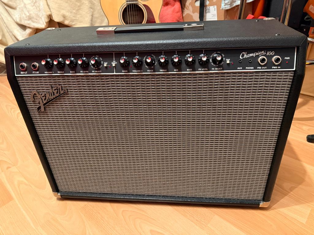 Fender Champion 100 gitaarversterker combo. Nieuwstaat, Muziek en Instrumenten, Ophalen, Nieuw, 100 watt of meer
