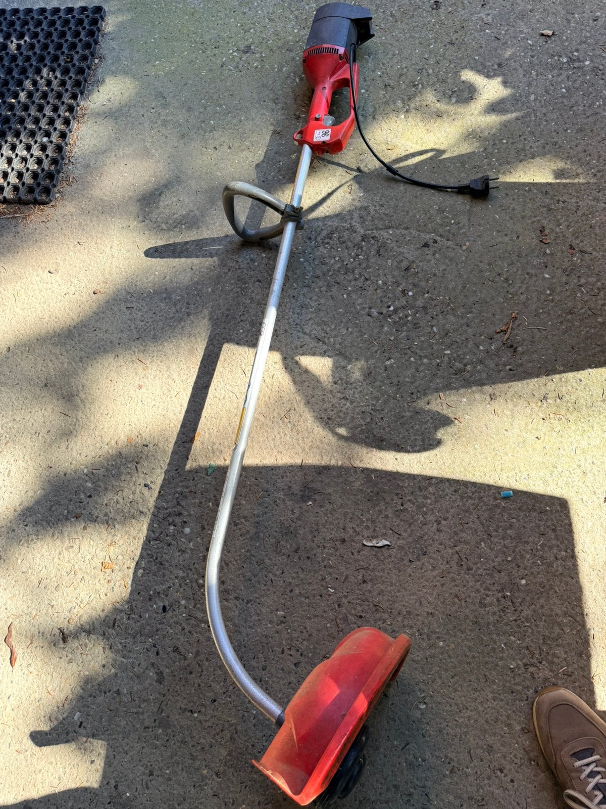 Débroussailleuse Efco 8100, Enlèvement, Utilisé, 10 à 30 cm, Électrique