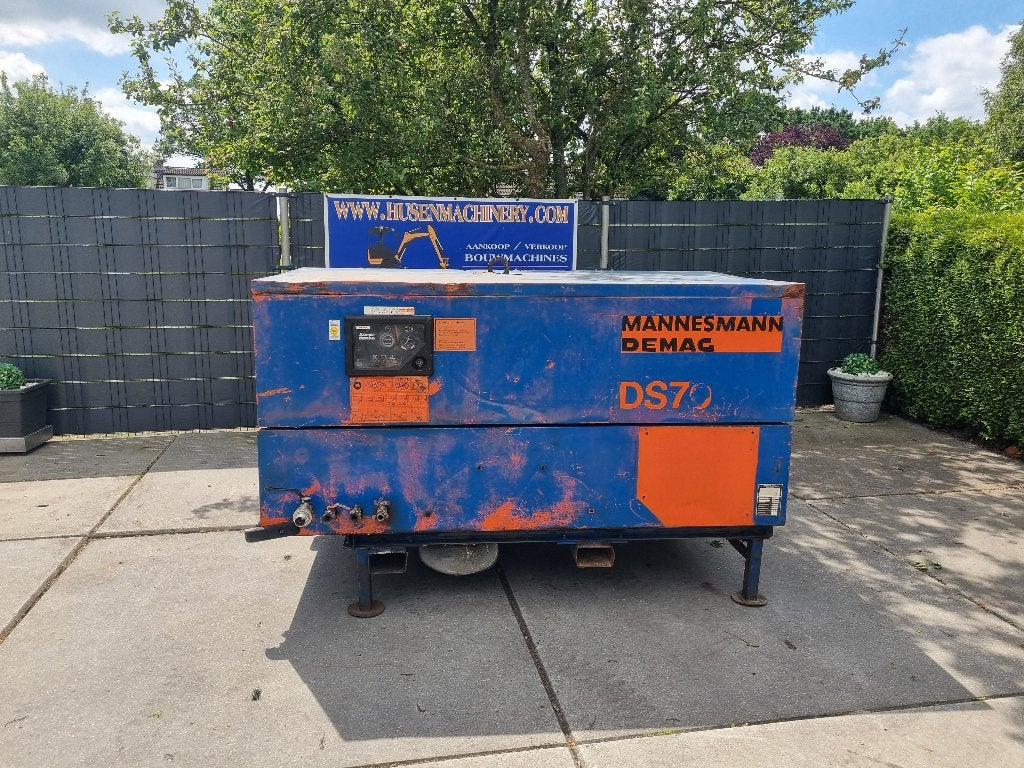 Demag diesel compressor 6400 liter/min   deutz BF4L1011 F, Ophalen, Gebruikt, 6 tot 10 bar, Geluidgedempt