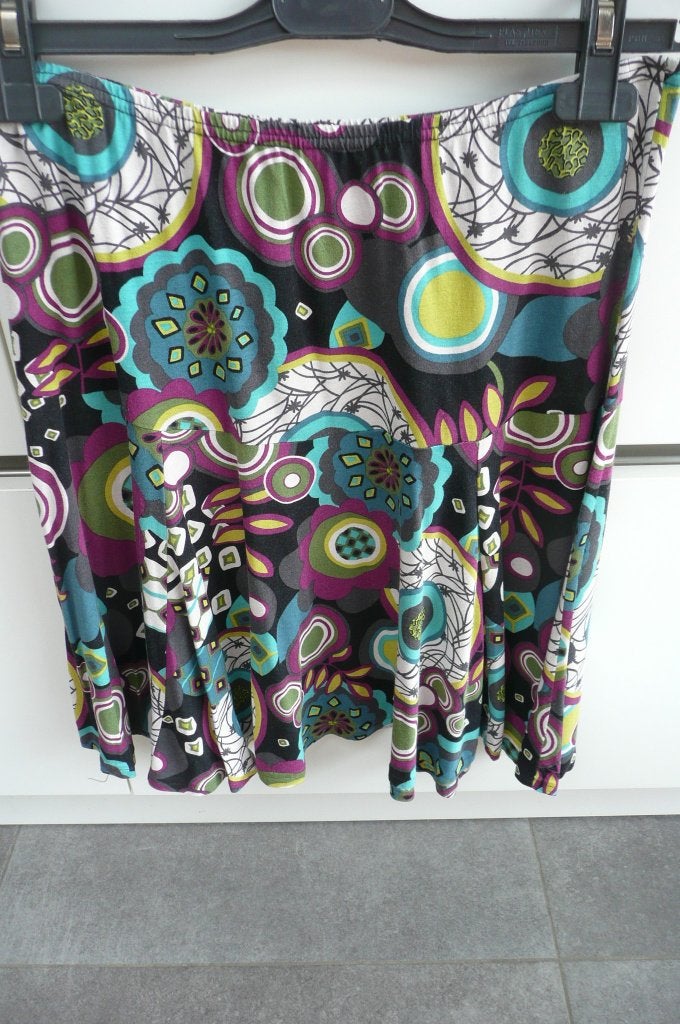 Groen paars geprinte rok (K658), Kleding | Dames, Maat 38/40 (M), Ophalen of Verzenden, Rhétorique, Knielengte