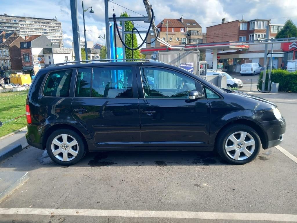 VW touran full option, Autos, Volkswagen, Cuir, Achat, 7 places, Boîte manuelle