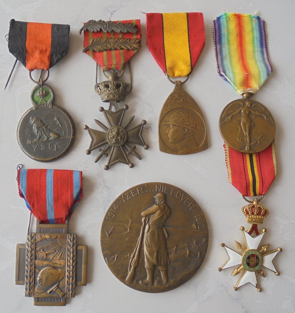 lot medailles 14-18 oudstrijder,vuurkruiser,ysermedaille etc, Ophalen of Verzenden, Landmacht, Lintje, Medaille of Wings